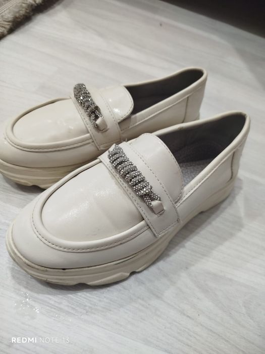 Продам туфли 34размер