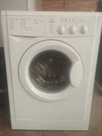 Продам стиральную машину Индезит в хорошем состоянии