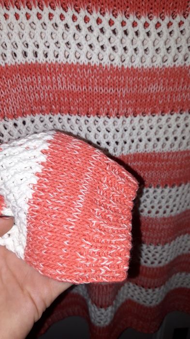 Pulover lucrat manual