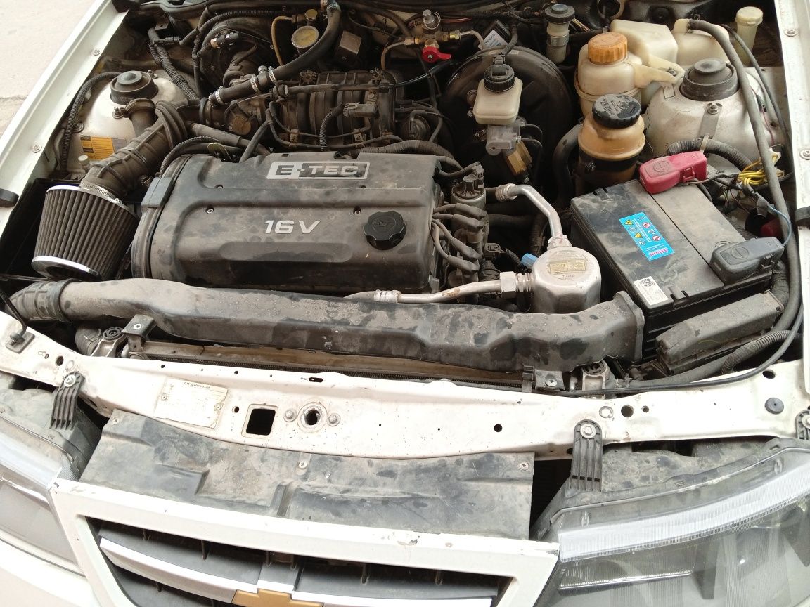 1.6 motor 1.8 qilingan  motor karobka zbor beriladi