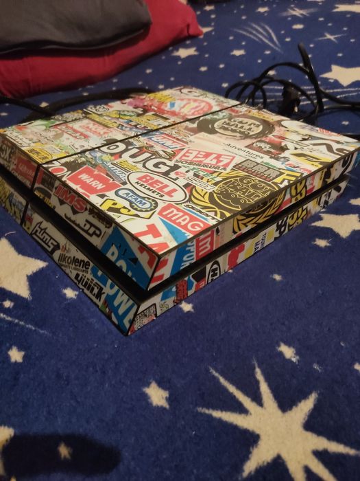 Vănd PS4 fara nicio problema !