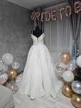 Rochie de mireasa superba