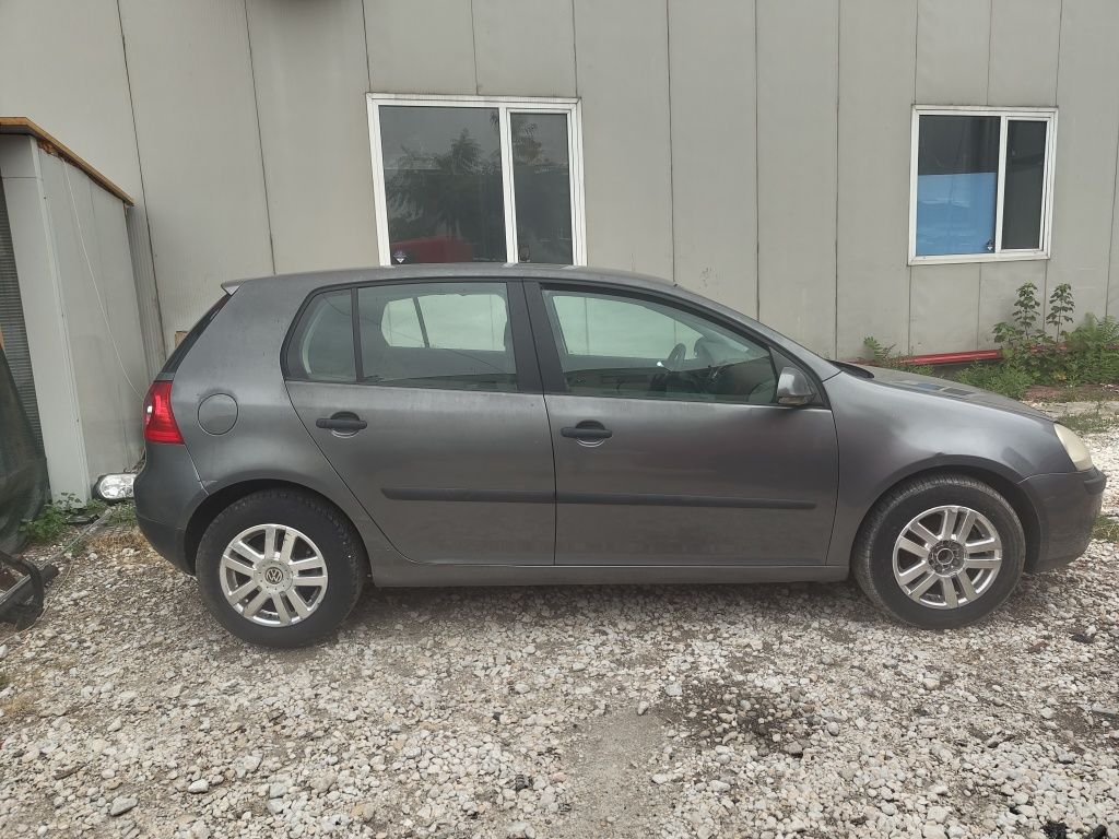 VW Golf V 1.9 105 кс на части