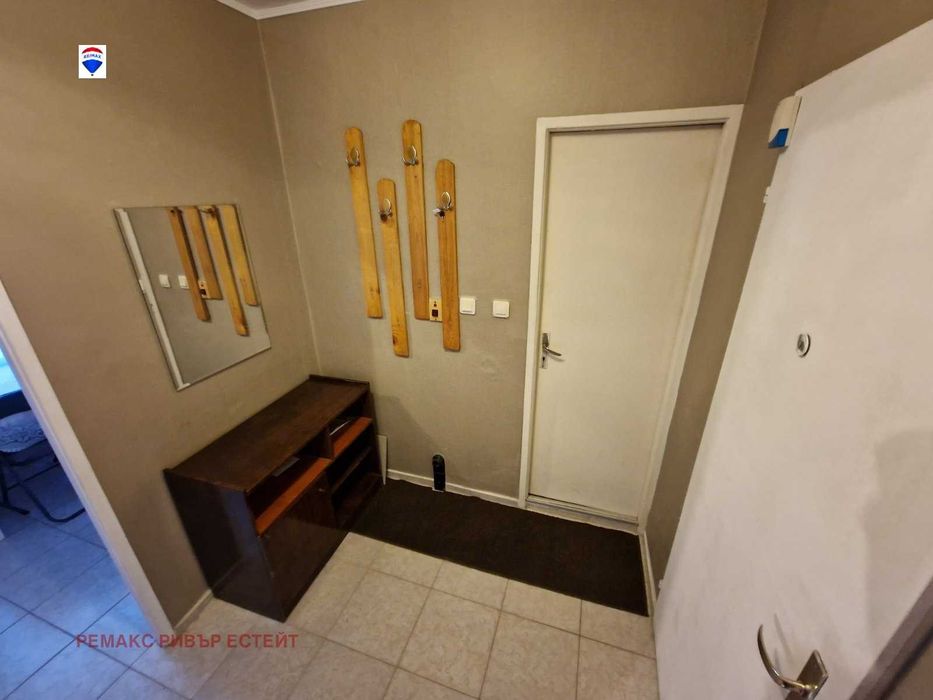 Дава се под наем Едностаен апартамент в Русе, Хъшове - 40 кв.м за 204 € - Снимка #1
