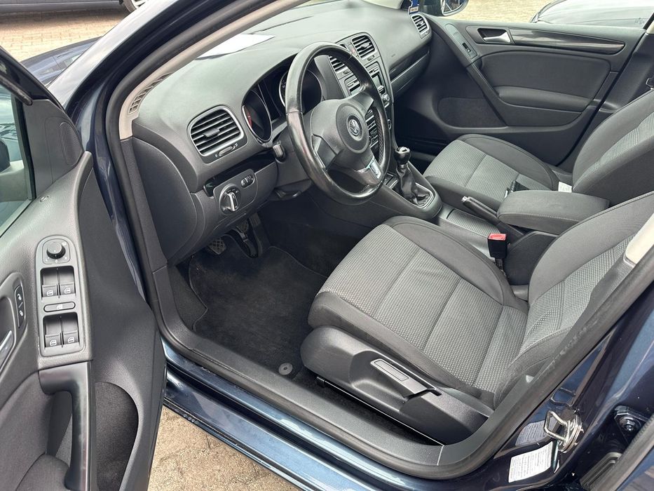 Volkswagen Golf 6 - 1.4 MPI 80CP Euro 5 - Clima * Senzori