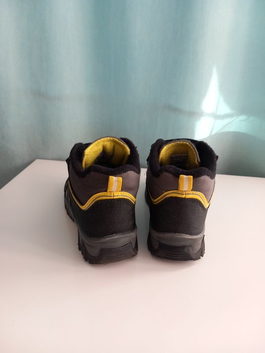 Боти /ботуши,  високи маратонки, спортни обувки , номер 30