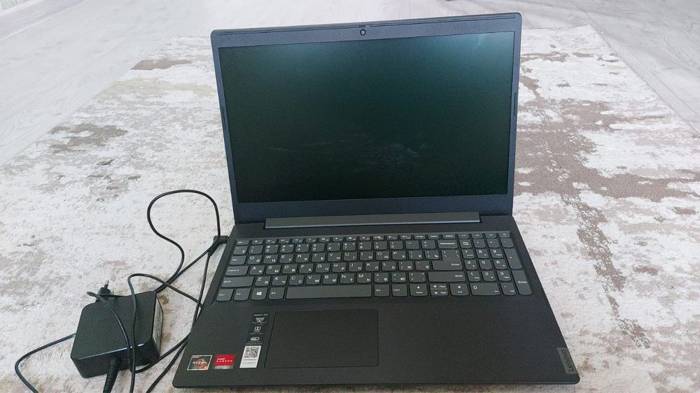 Ноутбук Lenovo в очень хорошем состаянии