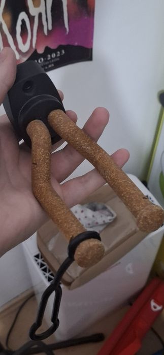 1 suport normal si 2 de perete
