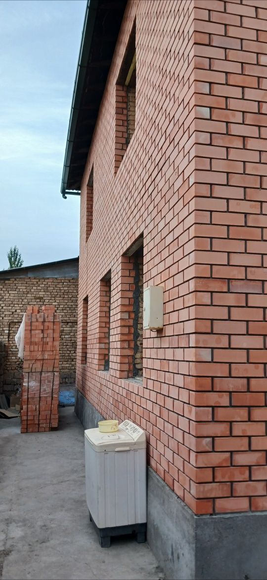Balkonga g'isht teramiz