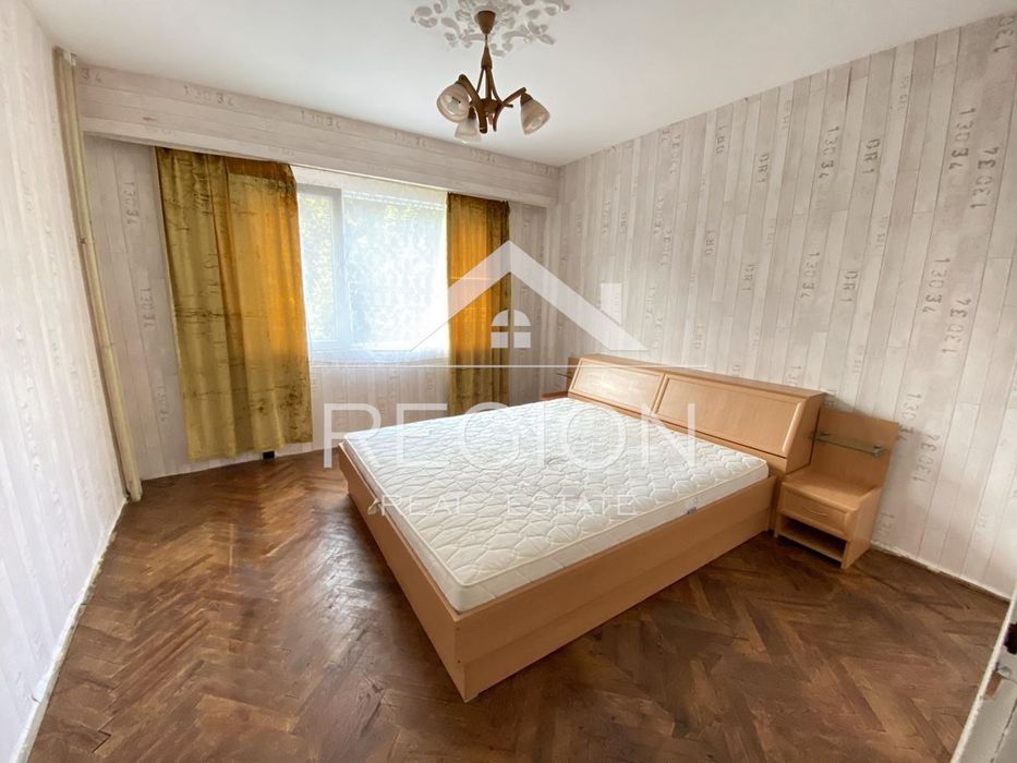 Дава се под наем Четиристаен апартамент в Варна, Цветен квартал - 86 кв.м за 357 € - Снимка #6