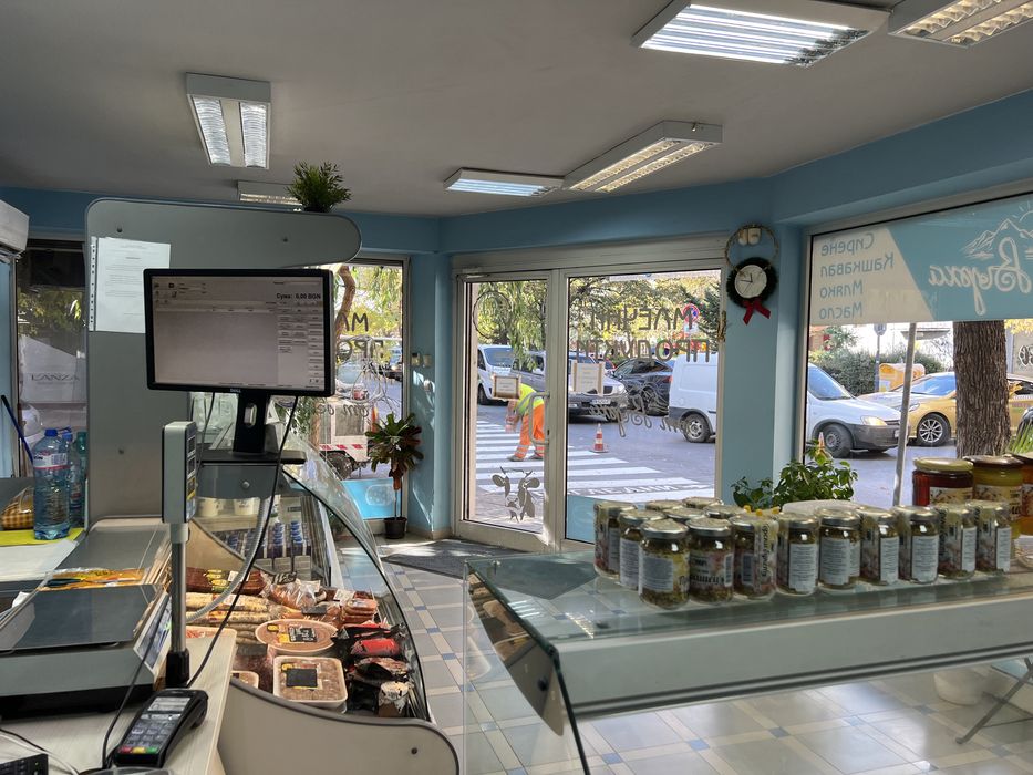 Продава се Магазин в Пловдив, Южен - 73 кв.м за 1918 €/кв.м - Снимка #1