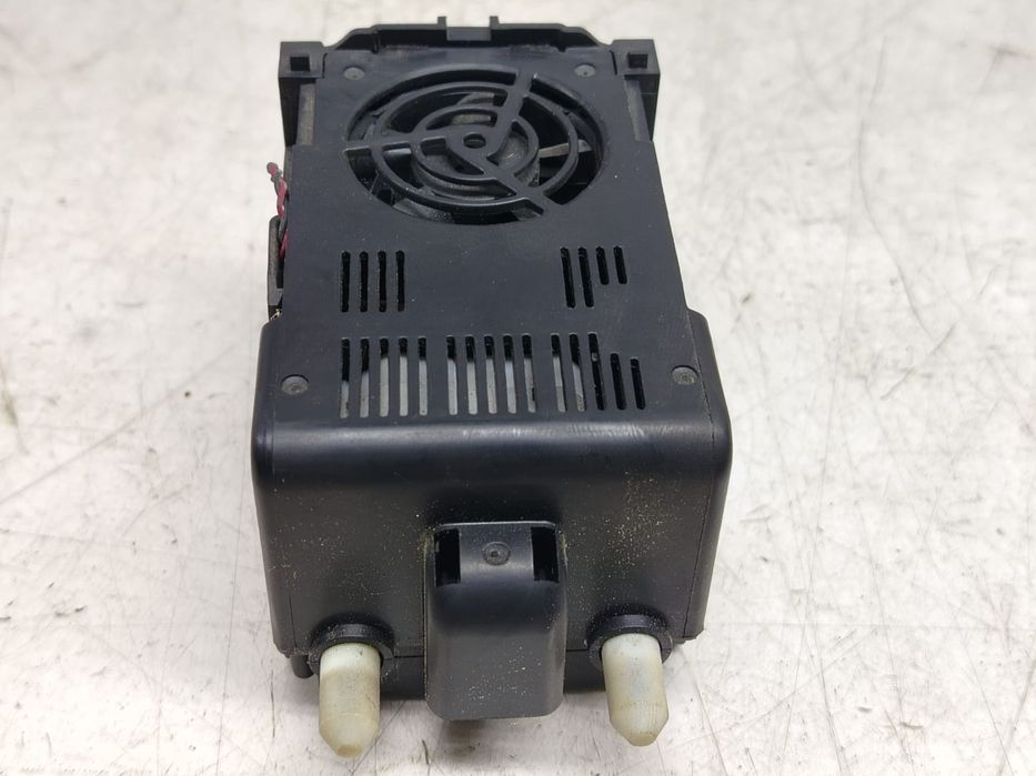 Spatiu depozitare difuzor parfum 274860004r Renault Latitude 1 [2010