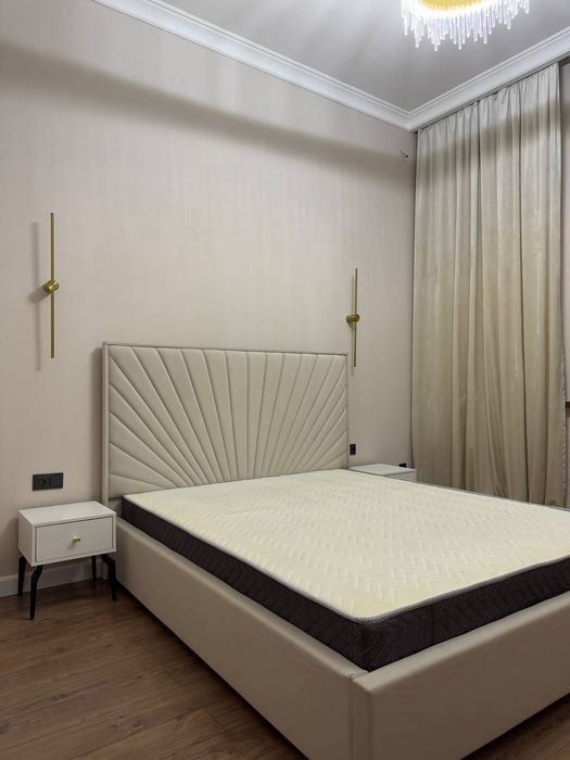 Квартира продается 3/1/8 на жк Oq Saroy