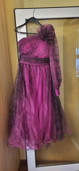 Vând rochie eleganta