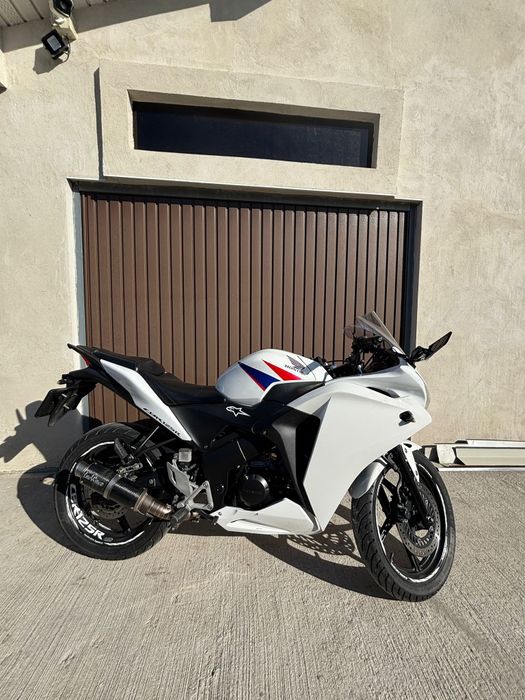 Honda CBR125r A1