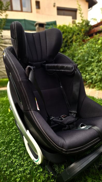 Vând scaun auto Be Safe Strech Rear Facing 6luni-7ani