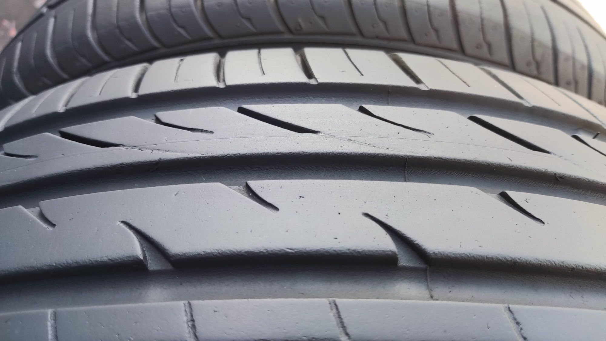 2бр. летни гуми 185/65/15 Nexen N'Blue HD 
dot22
6.8mm
Много добро със