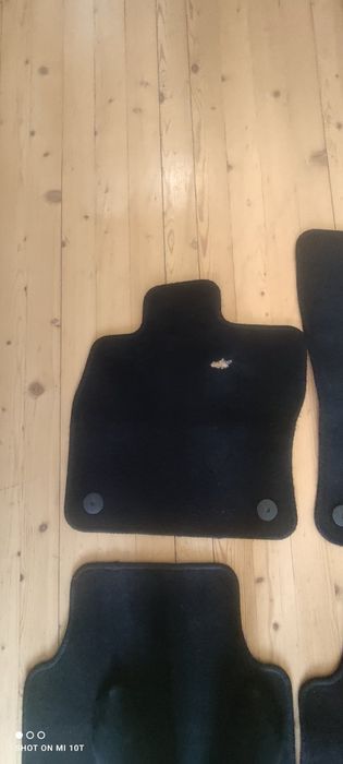 Стелки -текстил ,оригинални  за Шкода Октавия  3