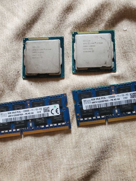 Vad 2 procesore pc perfect functionale si doua placute ram laptop 16gb