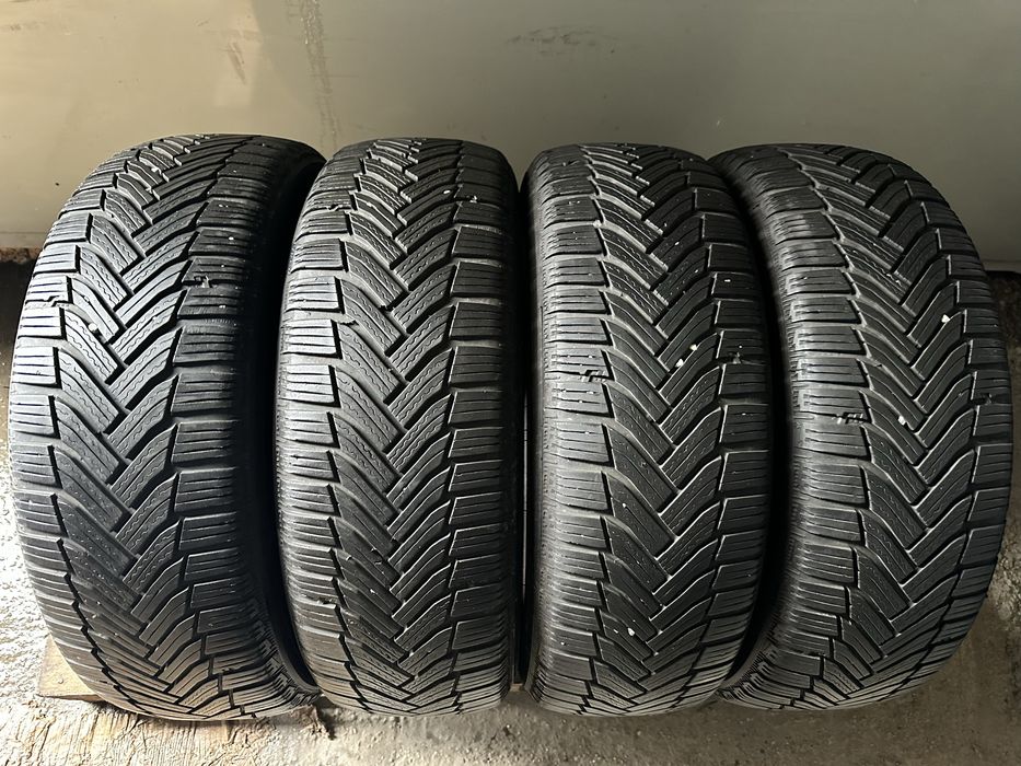 205/60 R16 Michelin Alpin 6