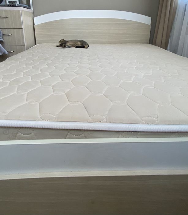 ПРОДАЕТСЯ кровать в очень хорошем состоянии.