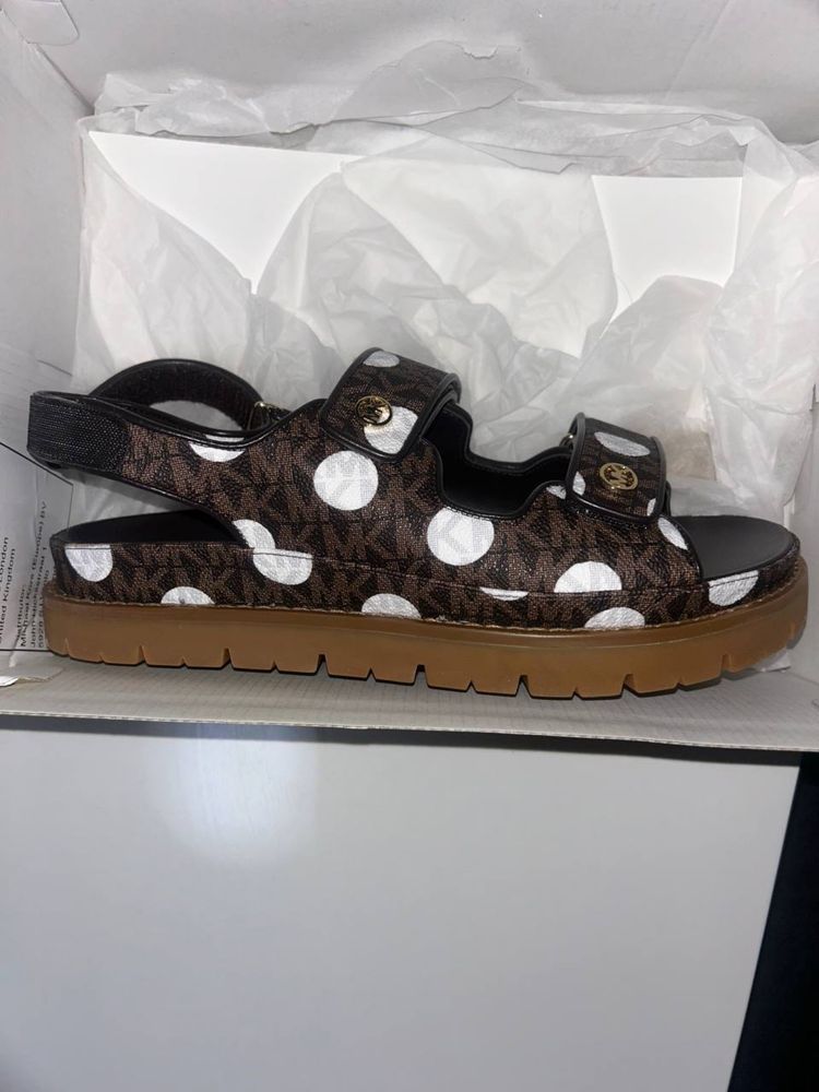 Сандали Michael Kors