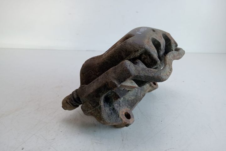 Etrier frana dreapta fata cu suport etrier Opel Vivaro A