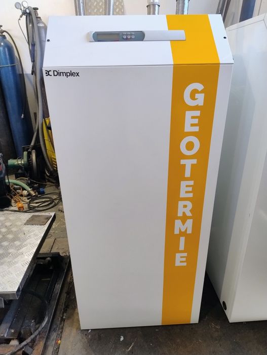 Pompă de căldură Dimplex apă-apă 20 kW – stare excelentă