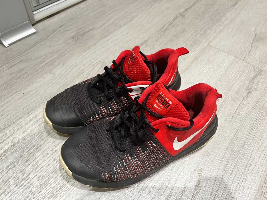Маратонки Nike 40