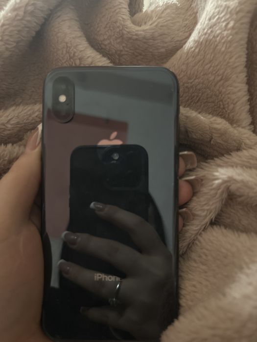 Продам айфон нужен ремонт!