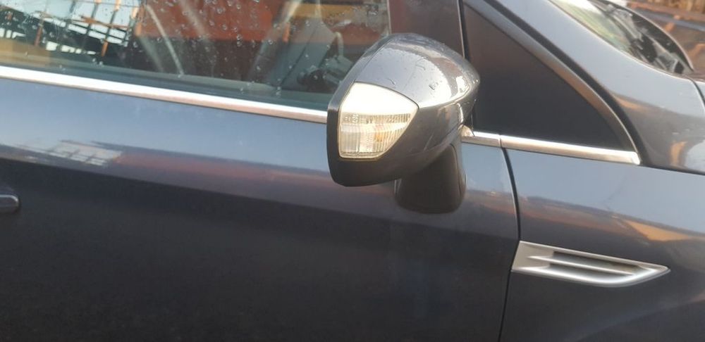 Usa Dreapta Fata Ford Kuga 2008 - 2012 SUV 4 Usi Gri Sea Grey (Metallic) (493)