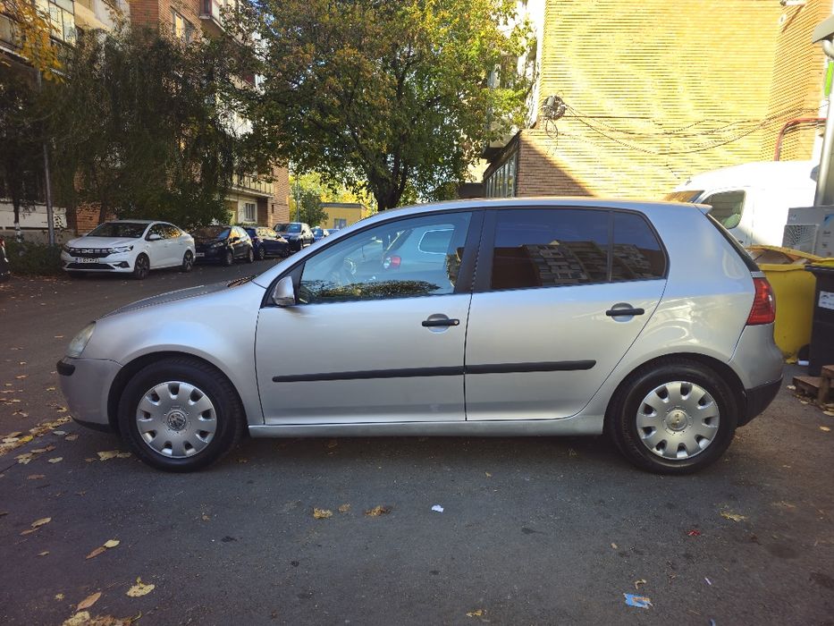 Golf 5 an 2005 de vânzare