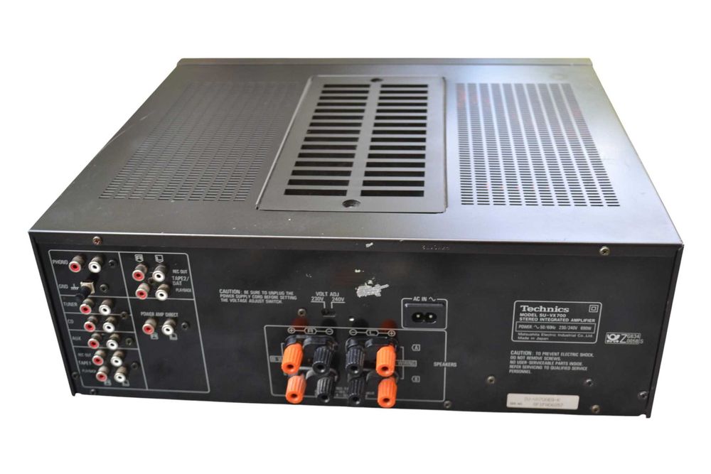 Amplificator Technics SU VX 700