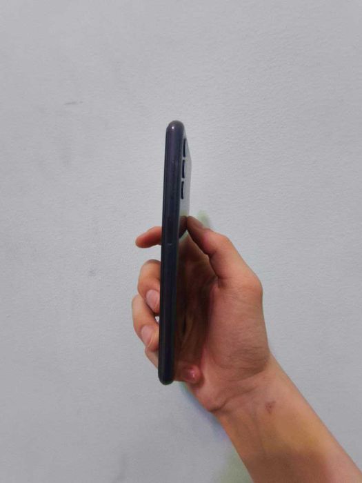 Samsung galaxy a13   32gb hotira karobka dakument bor