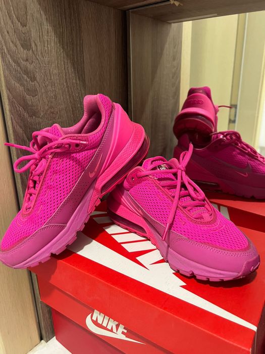 Дамски маратонки Nike