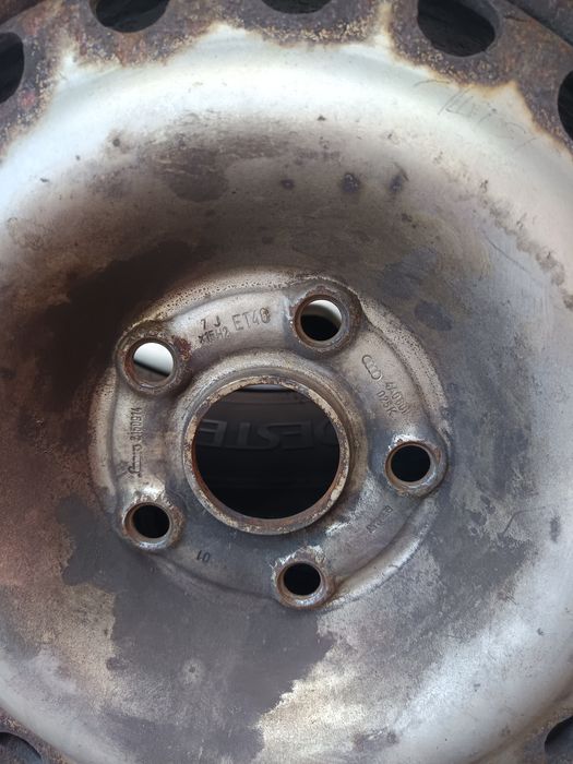 Продавам зимни гуми