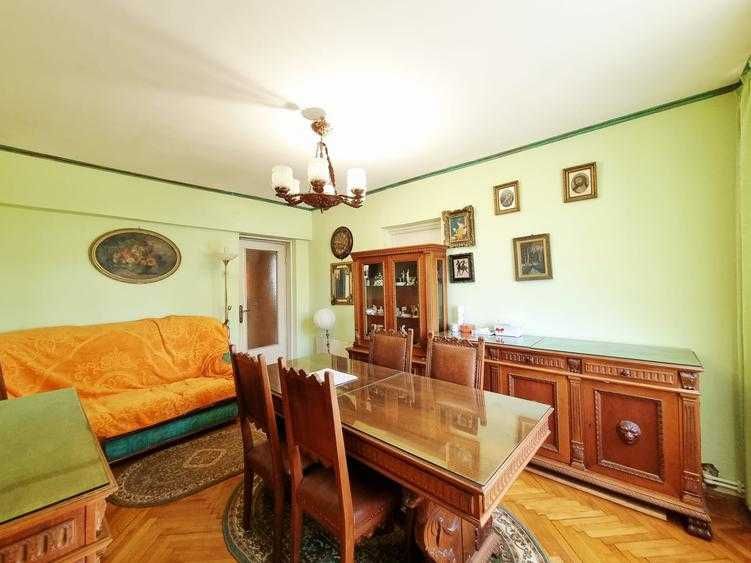 Apartament 3 camere Tiglina 1