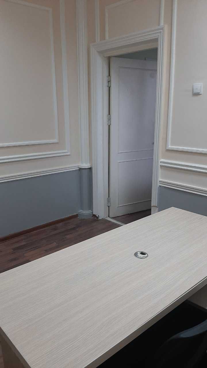 Офис 155 м² в аренду у метро — топ-локация, 220 000 сум/м²!