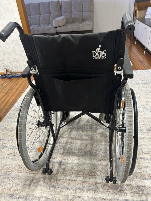 Продам инвалидную коляску