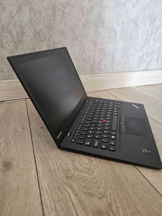 Лаптоп Lenovo Thinkpad X1 Carbon i5 / 8GB / 128GB БЕЗПЛАТНА ДОСТАВКА!