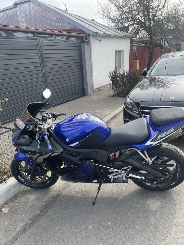 Vand sau schimb yamaha R6 injectie