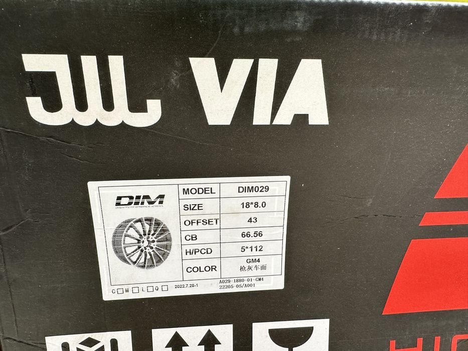 Джанти за Mercedes Benz AMG 18x8