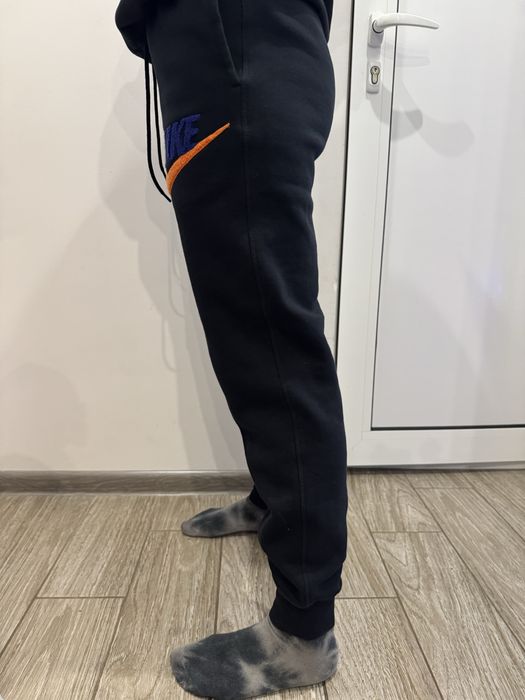 Nike sportswear club