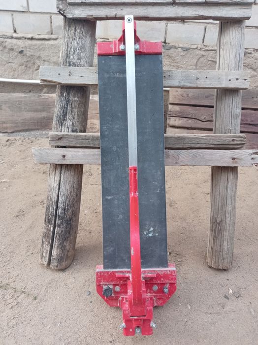 Кафель резко продам за 15000