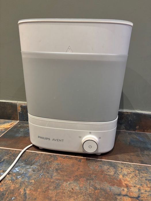 Sterilizator electric si uscator de biberoane Philips Avent Premium
