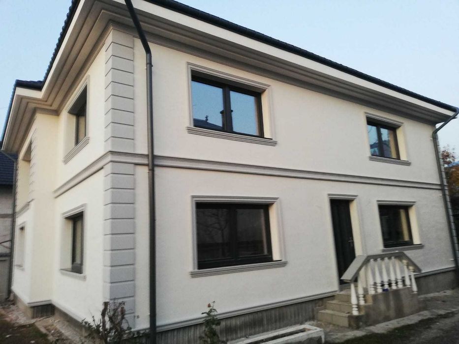 Profile, elemente decorative polistiren, fatada, usi, geamuri