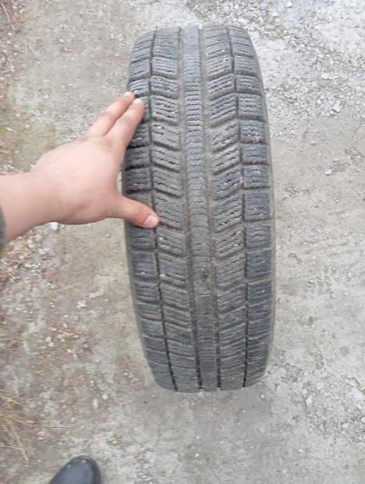 Продам шины 1 штук