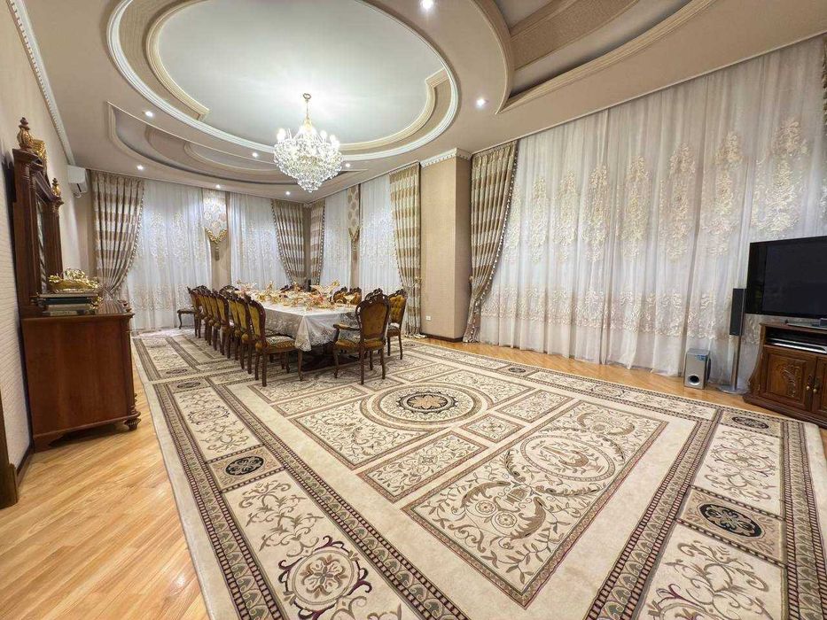 Продается авторский дом с участком Домбрабад SH83