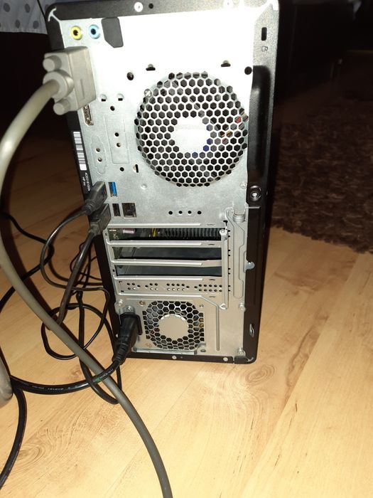 Pc,unitate, Ryzen 5 3400g , 16 gb ram, ssd 256 gb