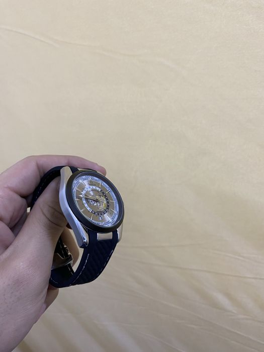 OMEGA soot sotiladi taqilmagan